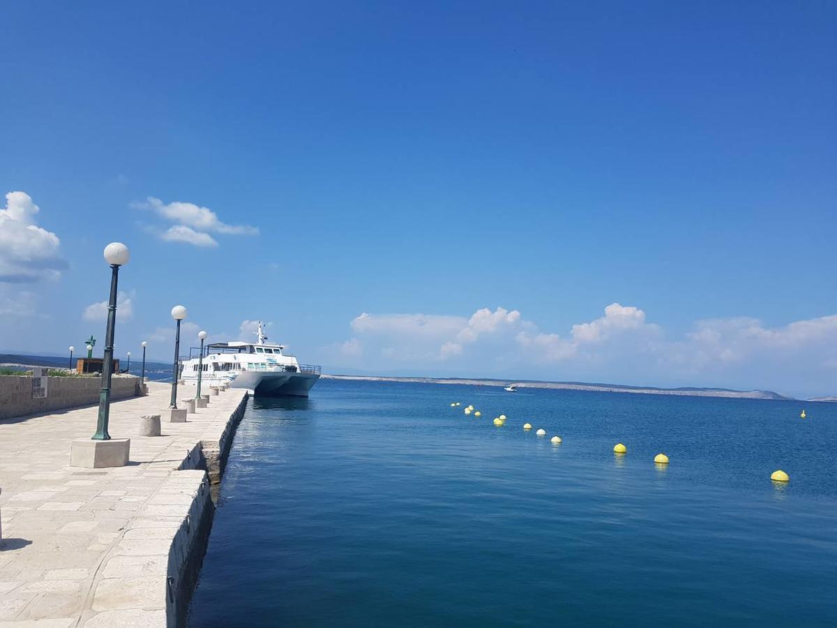 Car Apartments Crikvenica Bagian luar foto